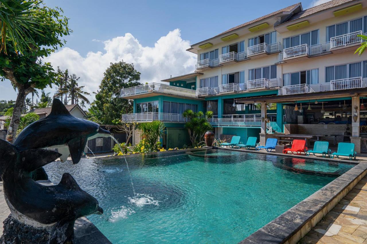 The Tanis Beach Resort Nusa Lembongan Exterior photo