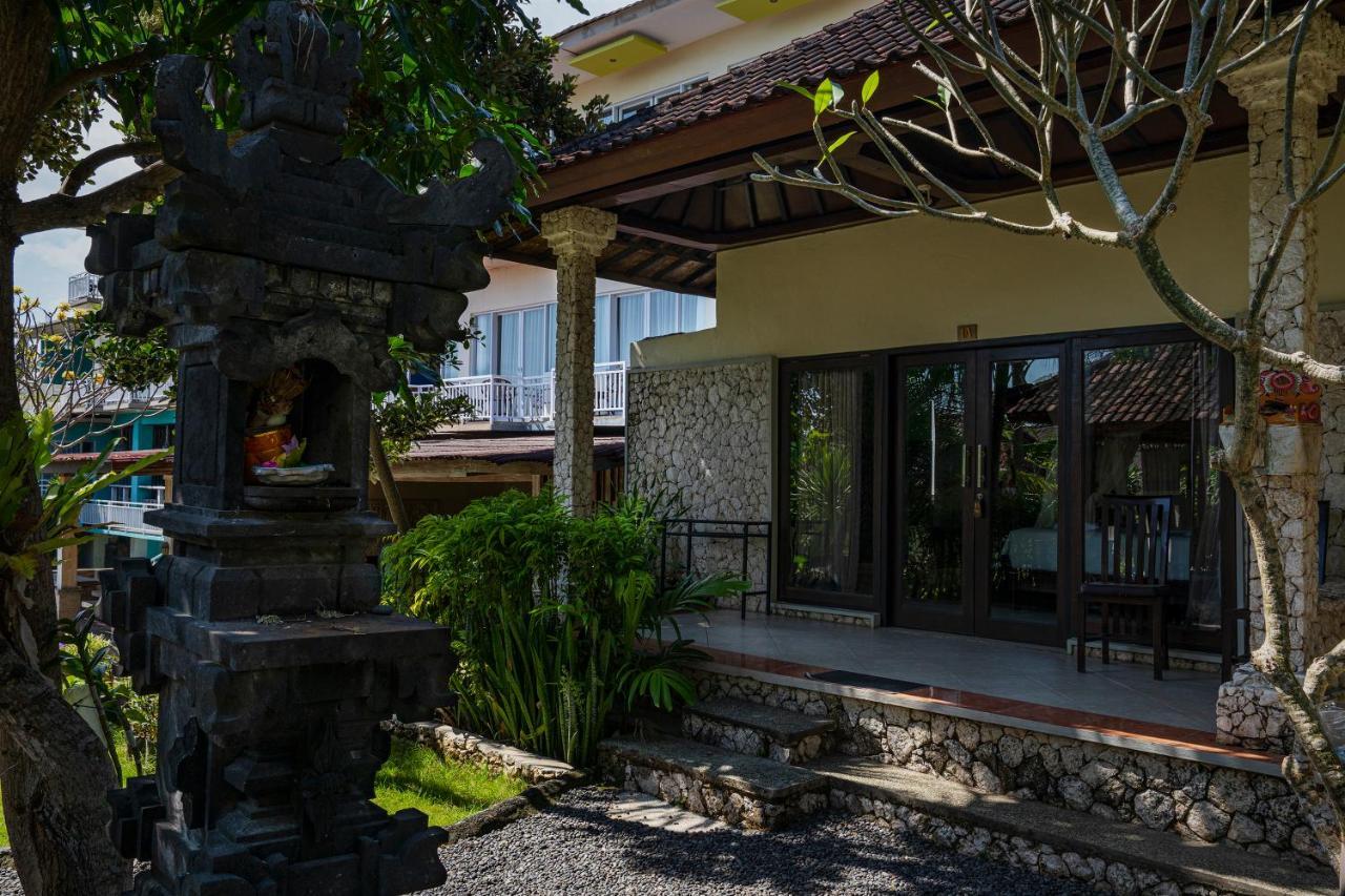 The Tanis Beach Resort Nusa Lembongan Exterior photo