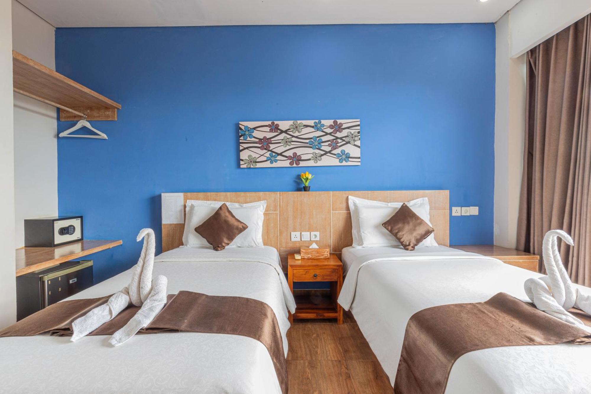 The Tanis Beach Resort Nusa Lembongan Exterior photo